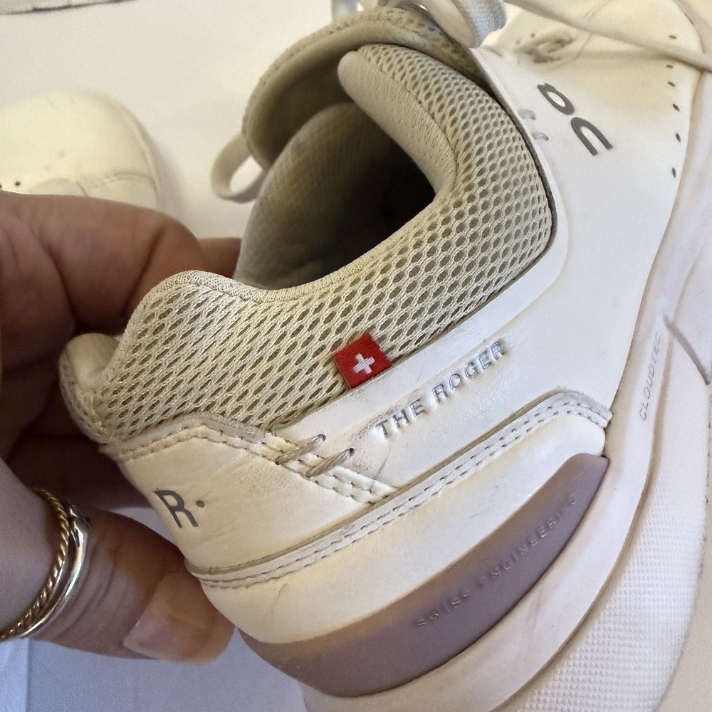 On Cloud The Roger Advantage Sneakers Women's Size 8.5 White & Mauve - Picture 15 of 16